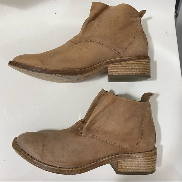 Eileen Fisher SOUL TUMBLED NUBUCK BOOTIE Leather Tan Size 6 - Picture 8 of 8